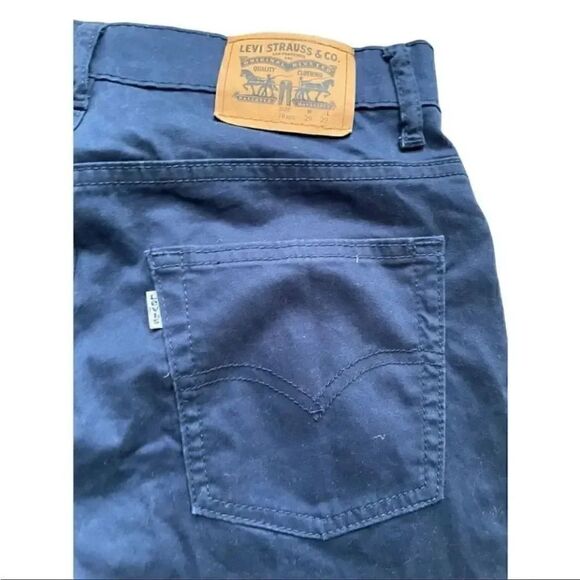 Levi Strauss 511 Slim Brushed Cotton Navy Ultra Soft Unisex Jeans
Size: 18 - Picture 6 of 10